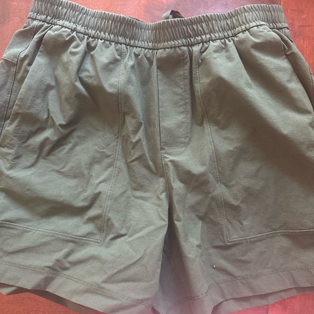 Green and Blue Lululemon medium athletic Shorts - Picture 2 of 6